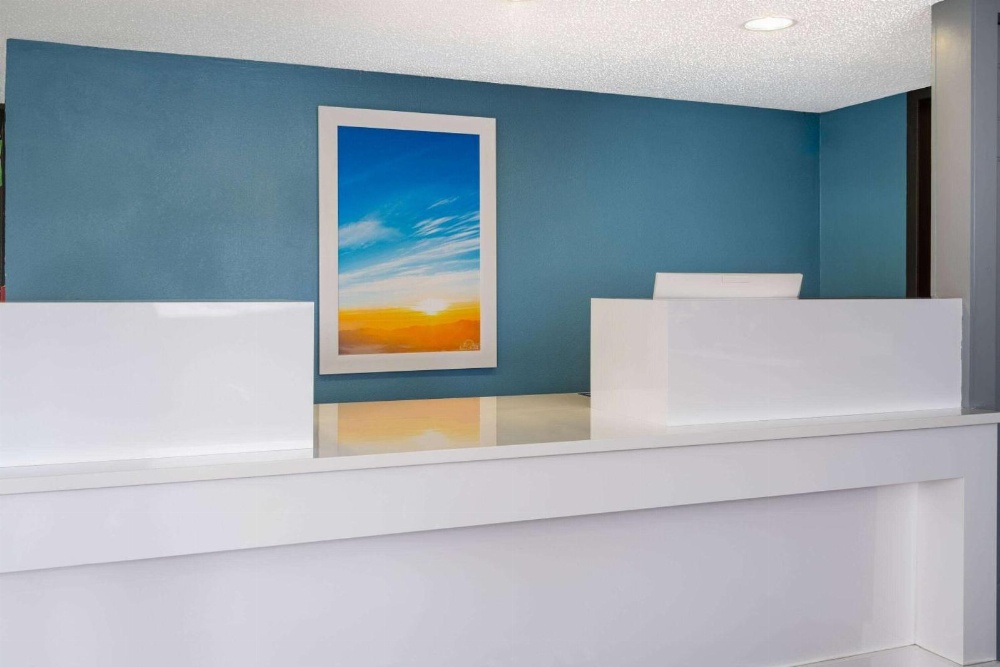 Days Inn by Wyndham Columbus Worthington