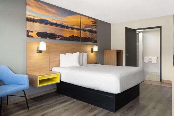 Days Inn by Wyndham Columbus Worthington image 19