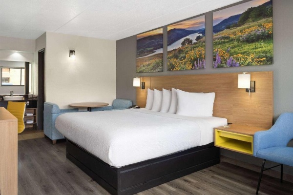 Days Inn by Wyndham Columbus Worthington image 31