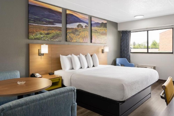 Days Inn by Wyndham Columbus Worthington image 33